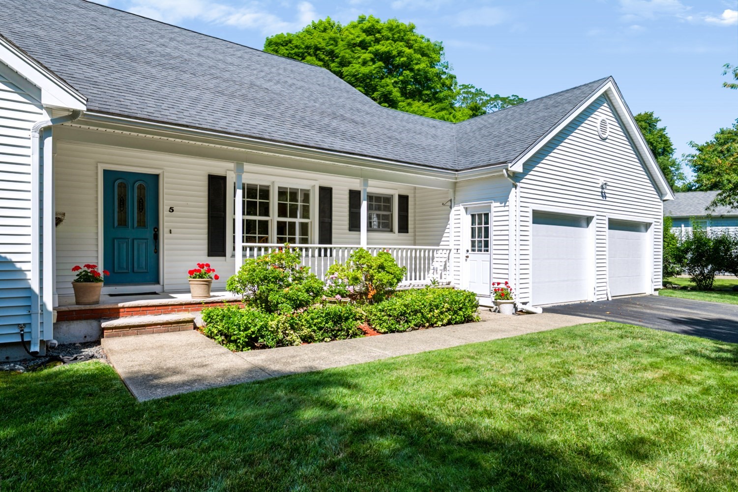 5 Day Avenue, Danvers, MA 01933