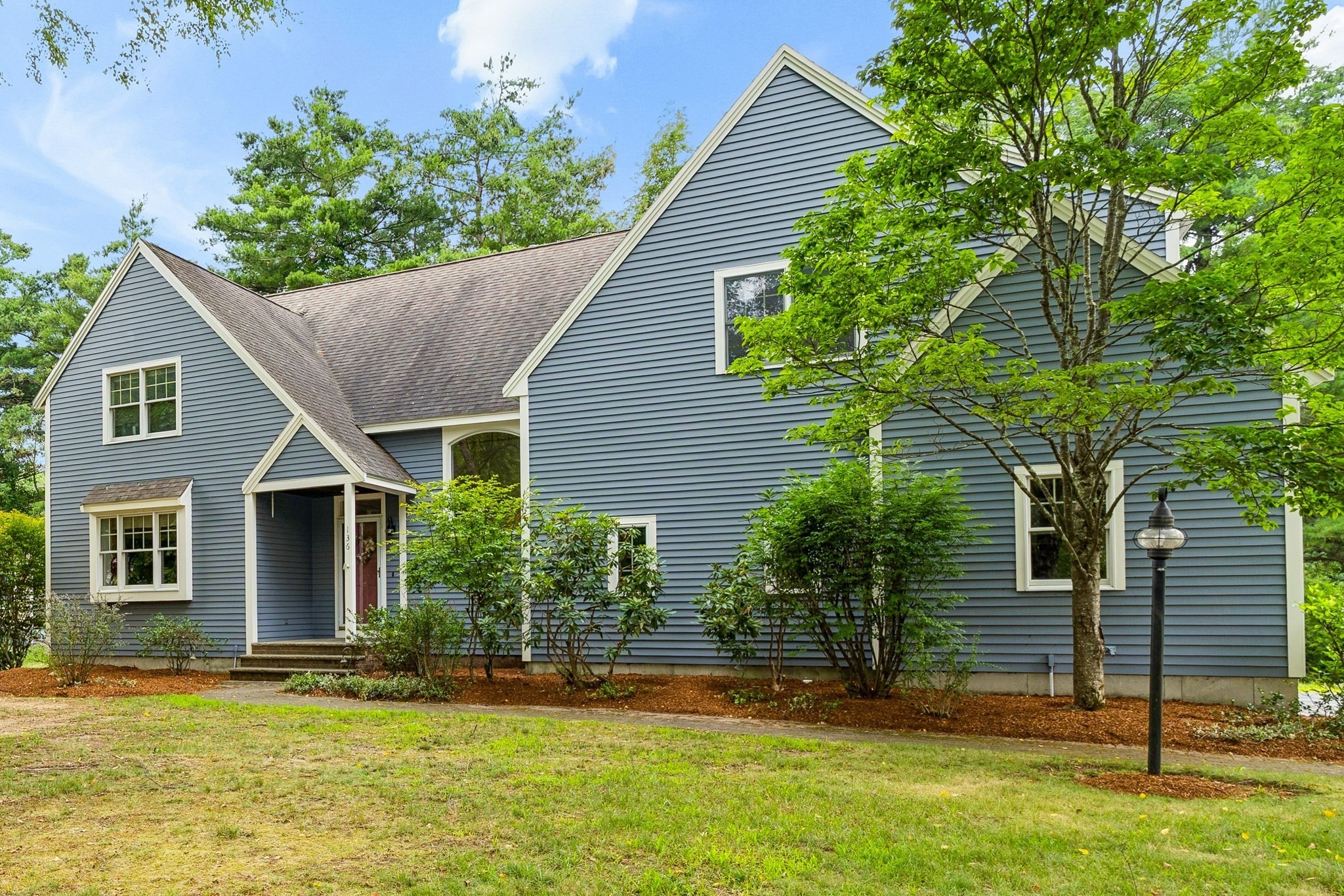 136 Davis Road, Acton, MA 01720