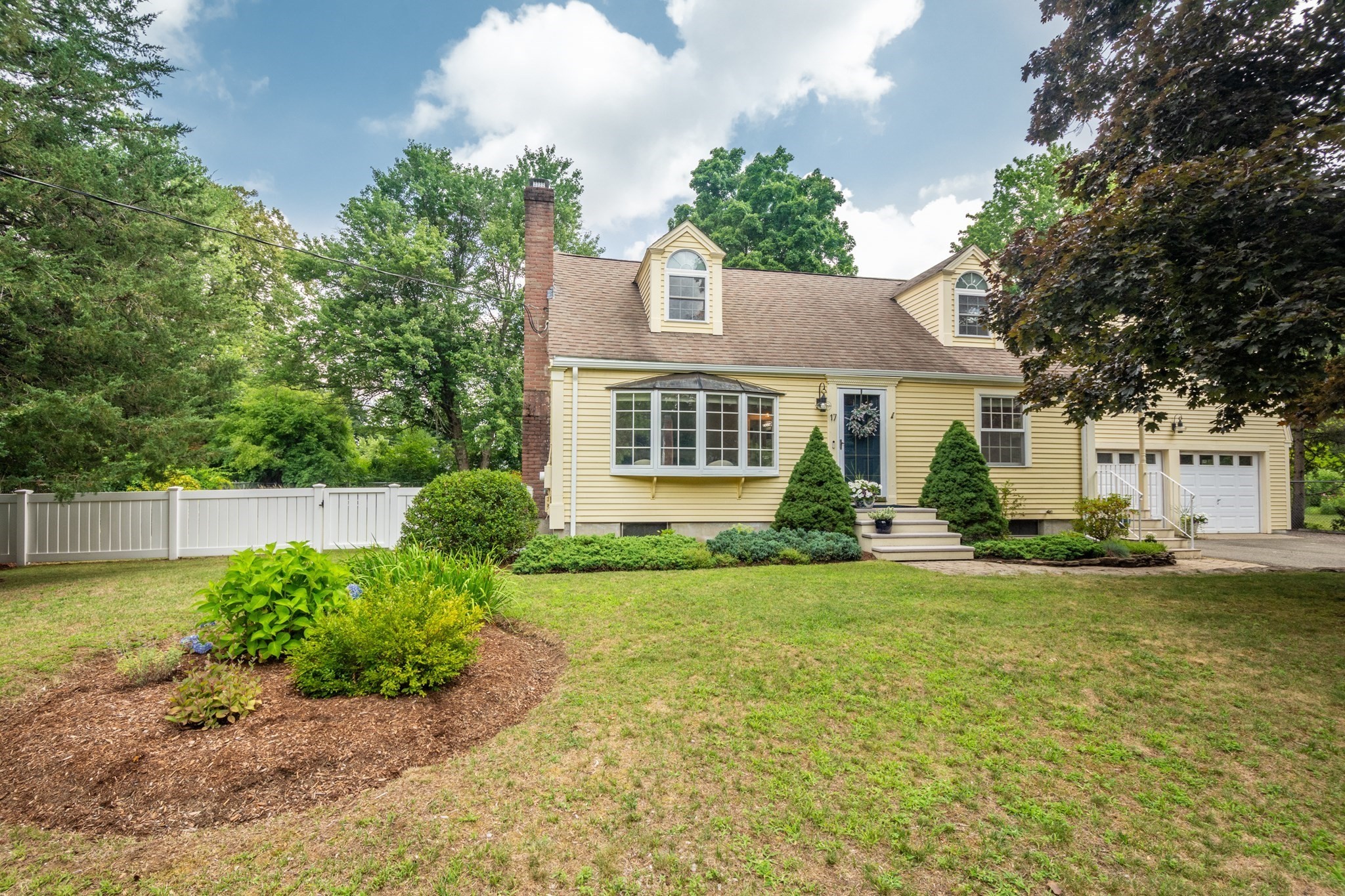 17 Nash Road, Acton, MA 01720