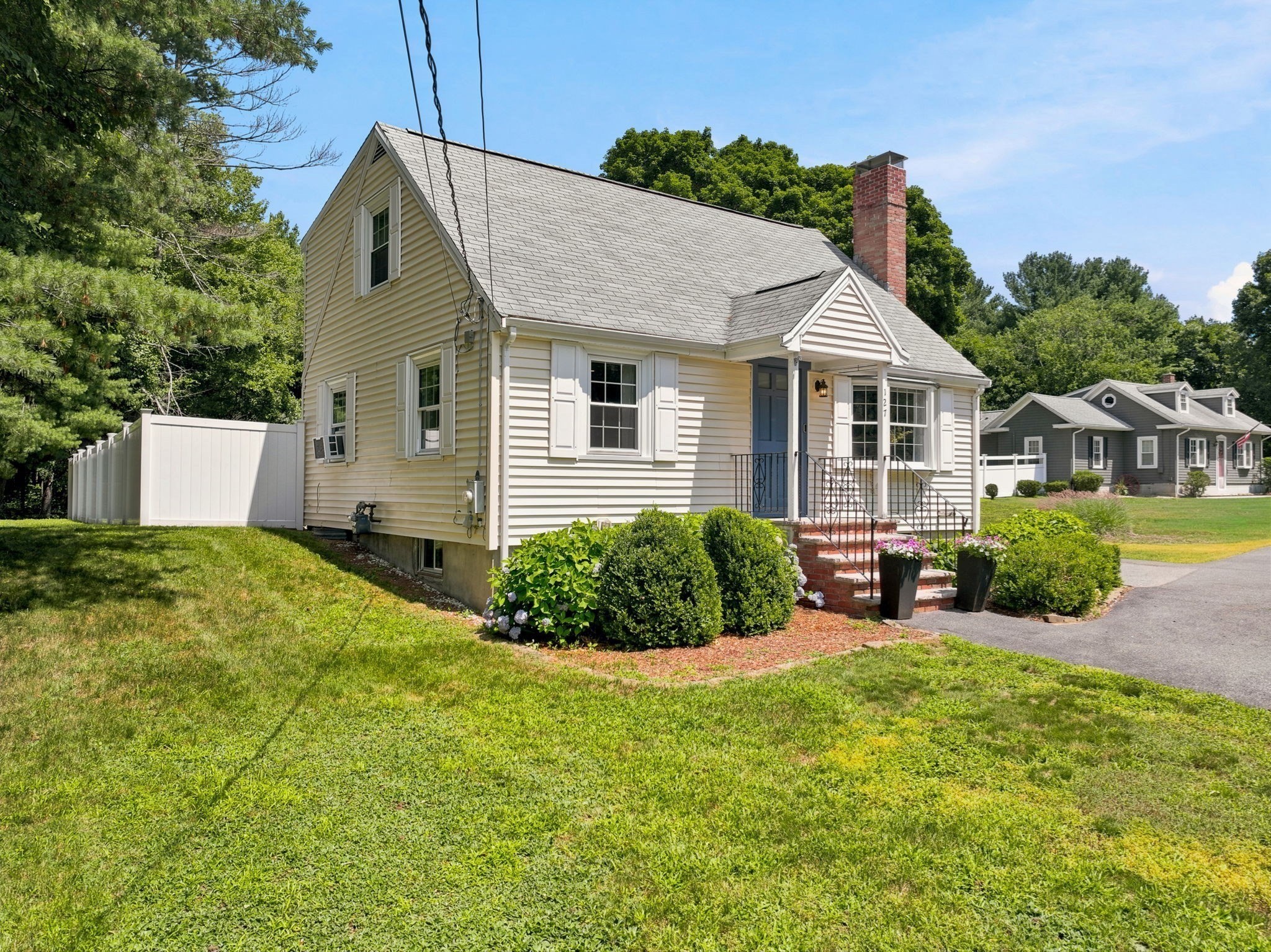127 Elm St, North Reading, MA 01864