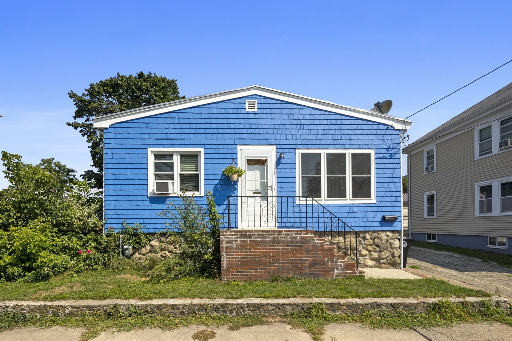 4 Arthur, Salem, MA 01970