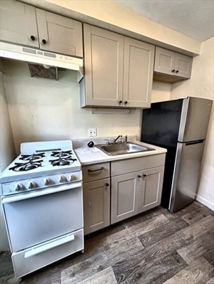 12 Exchange Ct, Apt 2