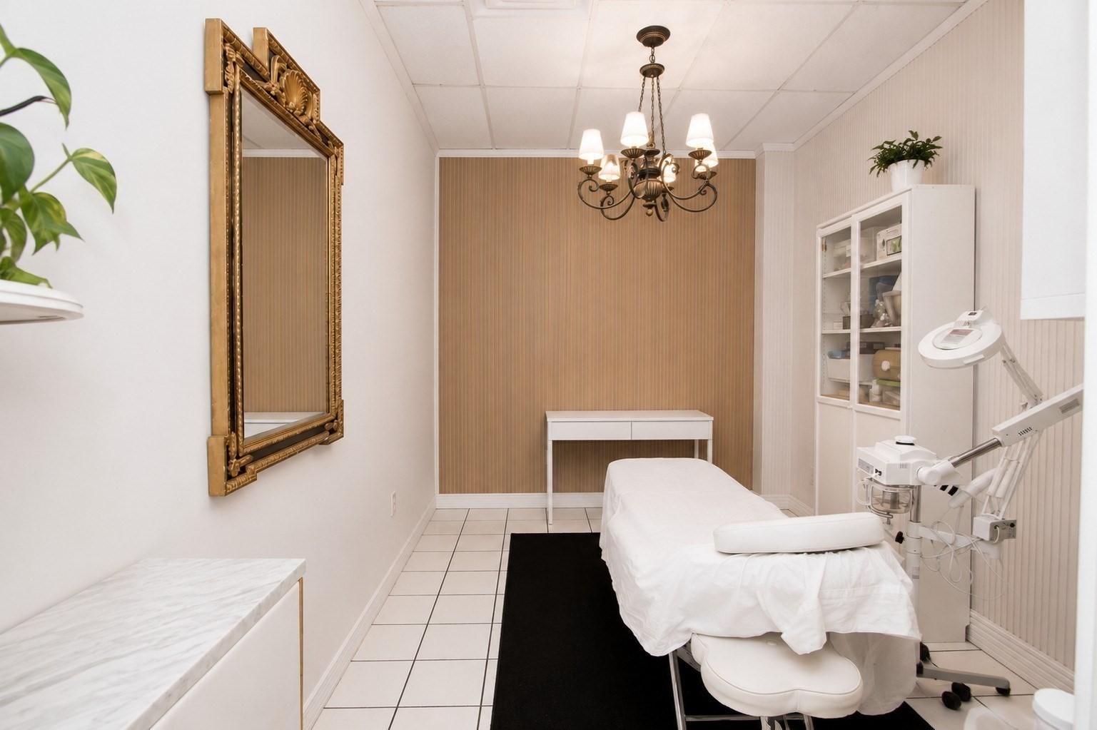 0 Confidential, Lowell, MA 01851 - Image 8