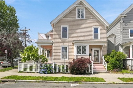 17 Basset St