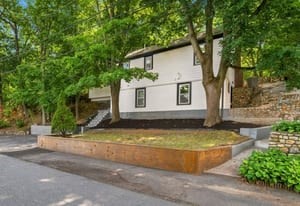 9 Walden Pond Ave, Saugus, MA 01906