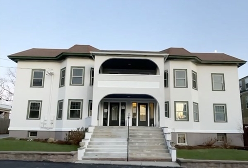 205 Hammond Street, Apt 4