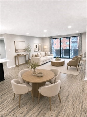 12 9th St, Apt 206