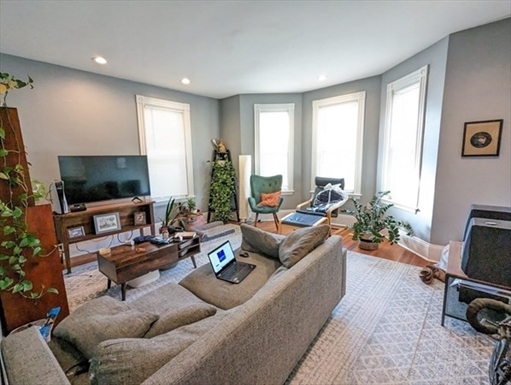634 Dorchester Ave, Apt 1