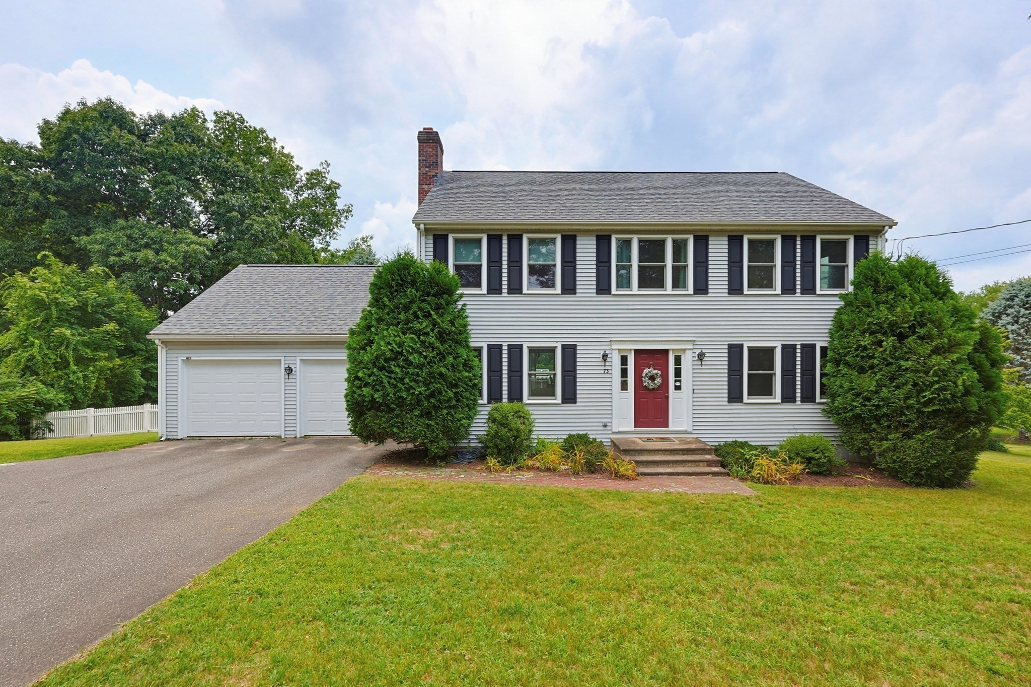 73 Lovering St, Medway, MA 02053