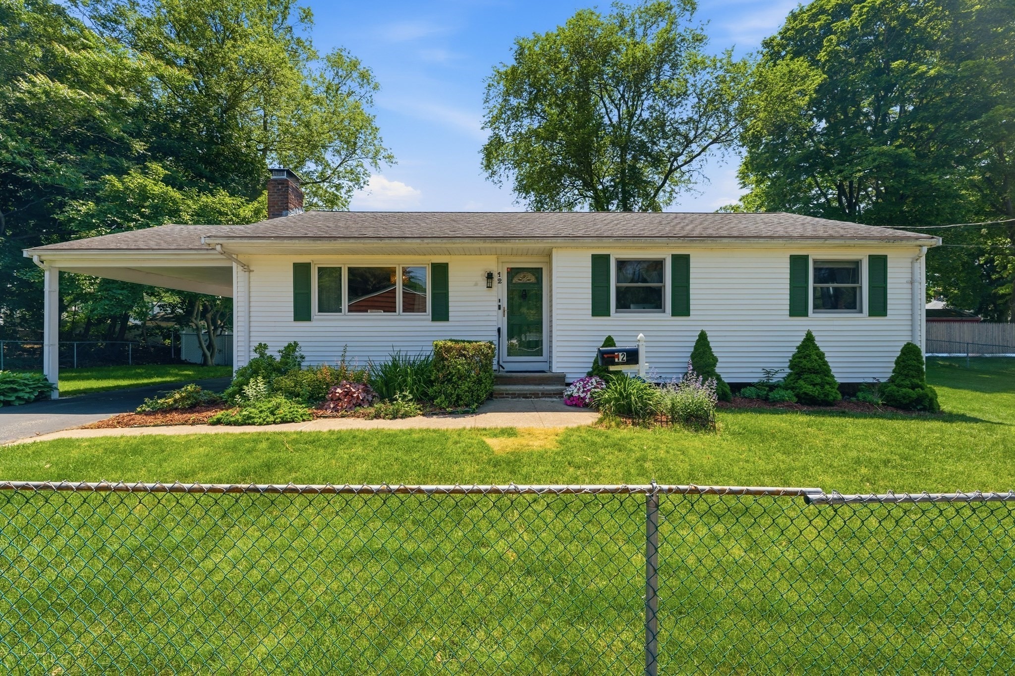 12 Parsons Ter., Dedham, MA 02026