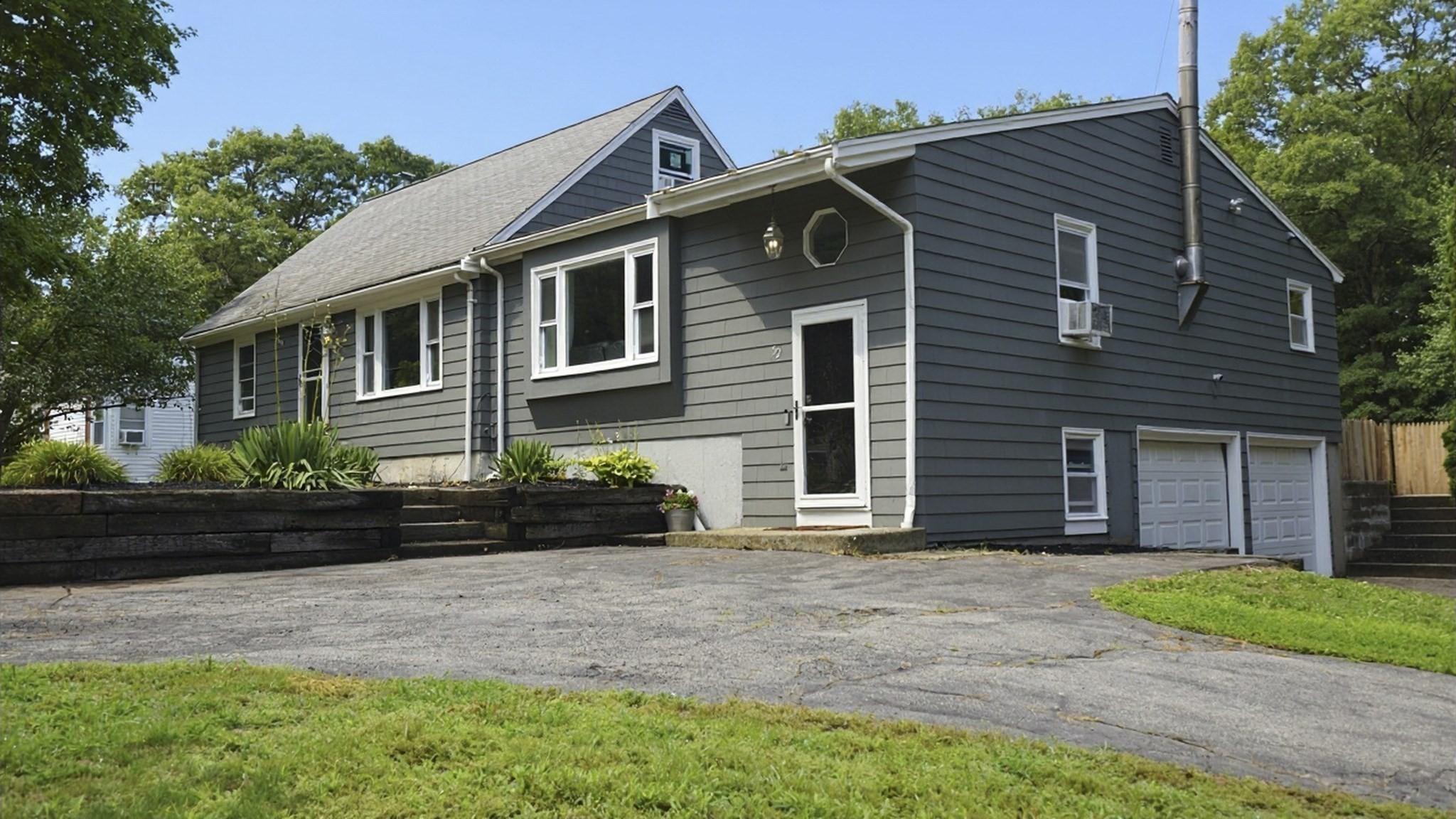 52 Prospect Avenue, Attleboro, MA 02703