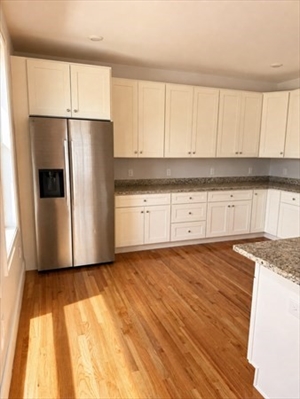 26 Alfred St, Apt 1