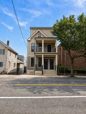 283 Chelsea St, Apt 1