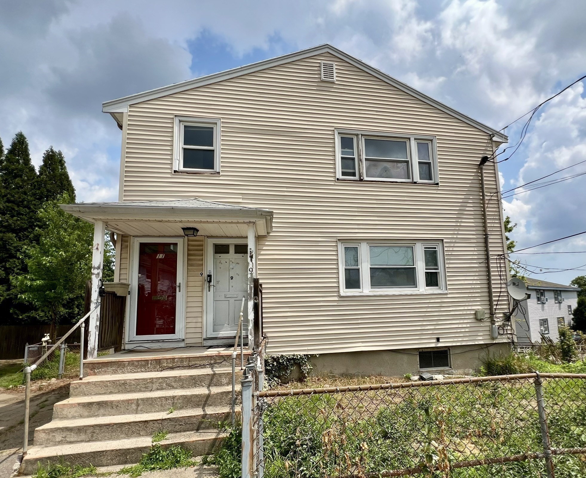 9 Hardwick Ter, Brighton, Boston, MA 02135