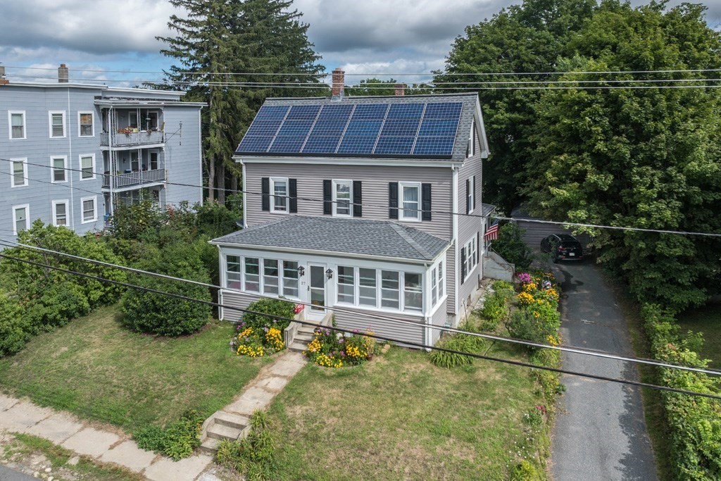 27 Elm Street, Leominster, MA 01453