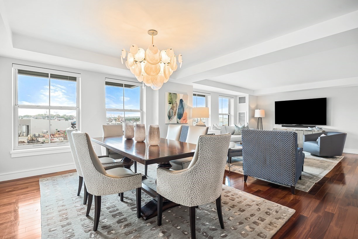 3 Battery Wharf Unit 3303, North End, Boston, MA 02109