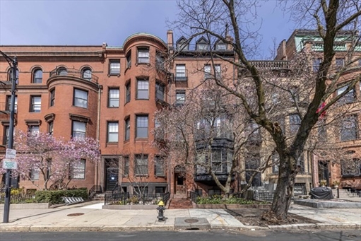 462 Beacon St, Apt 22