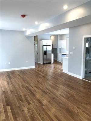 10 Henry Street, Apt 2