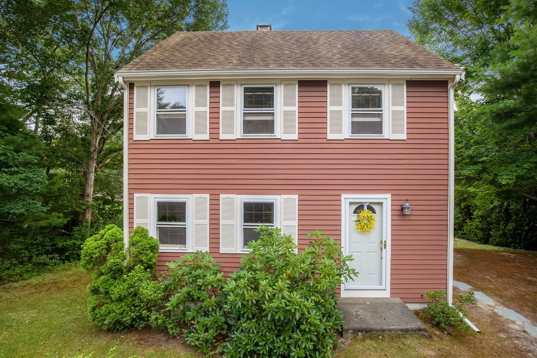 19 Tall Pines Rd, Plymouth, MA 02360