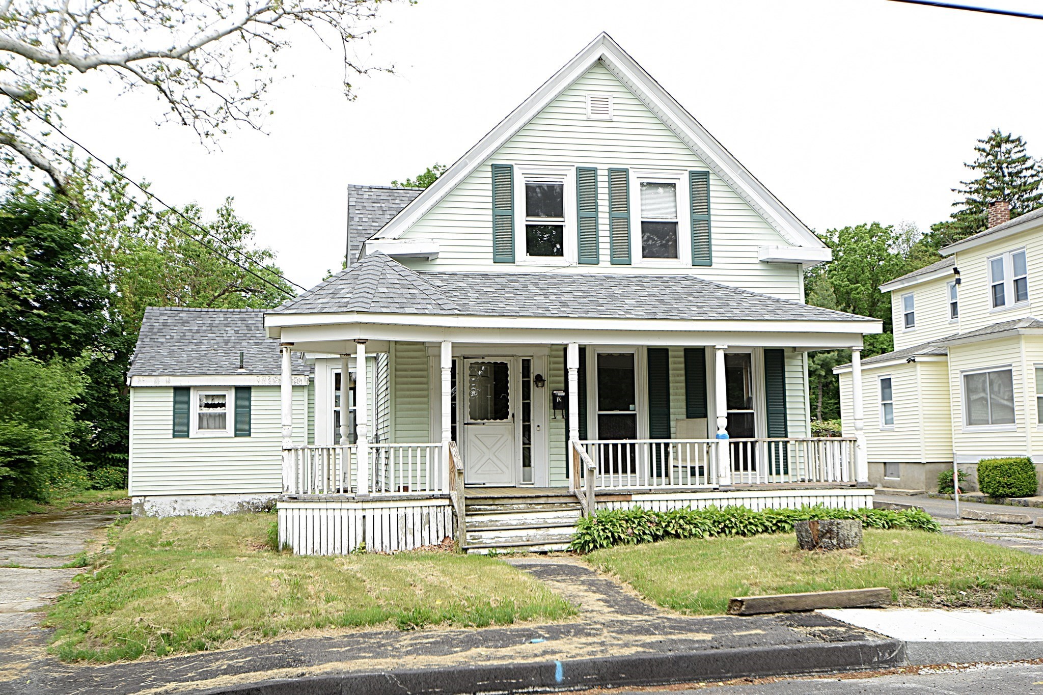 12 Presbrey Ct, Taunton, MA 02780