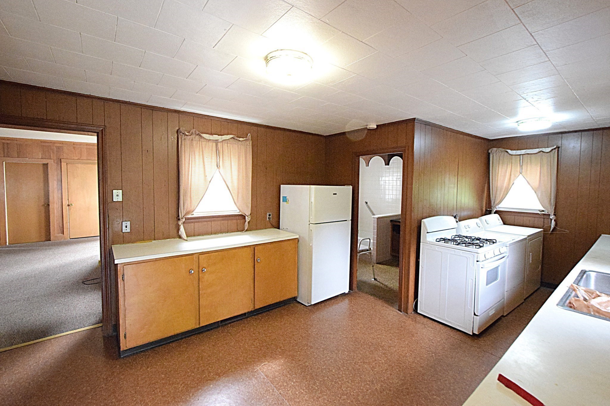 12 Presbrey Ct, Taunton, MA 02780 - Image 2