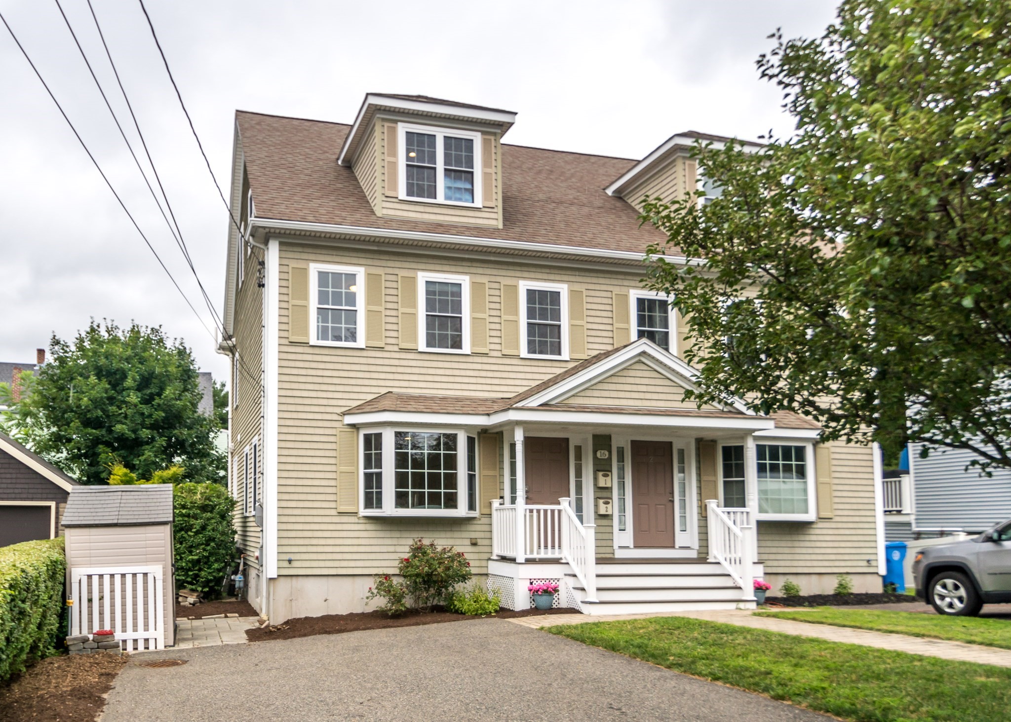 16 Peirce Street Unit 1, Waltham, MA 02453
