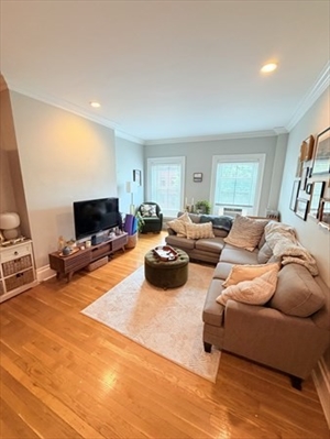 75 Rutland St, Apt 3
