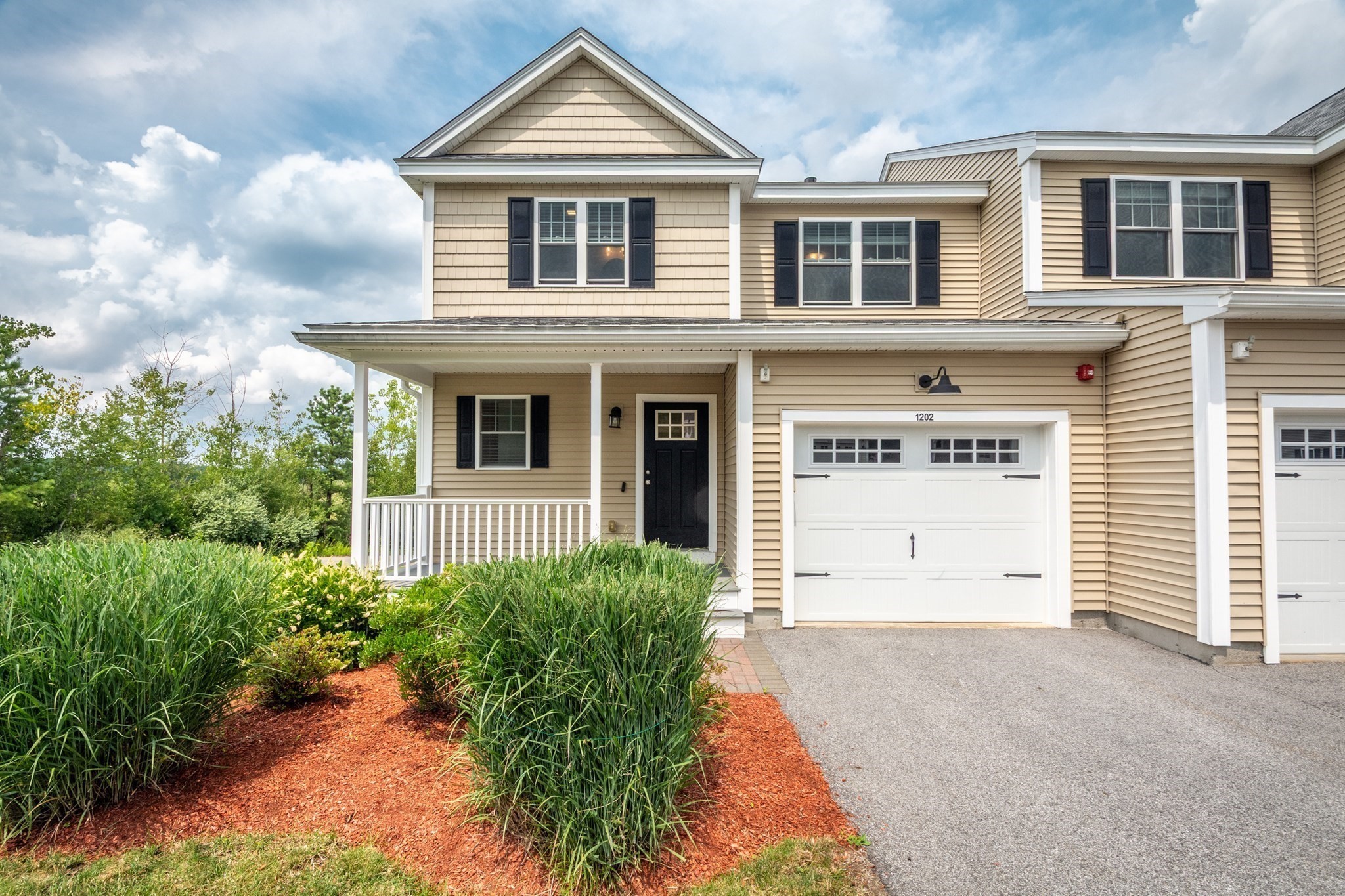 1202 Hazelwood Way Unit 1202, Clinton, MA 01510 - Image 2