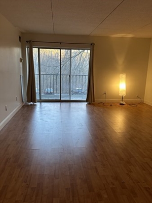 50-56 Broadlawn Park, Apt 202