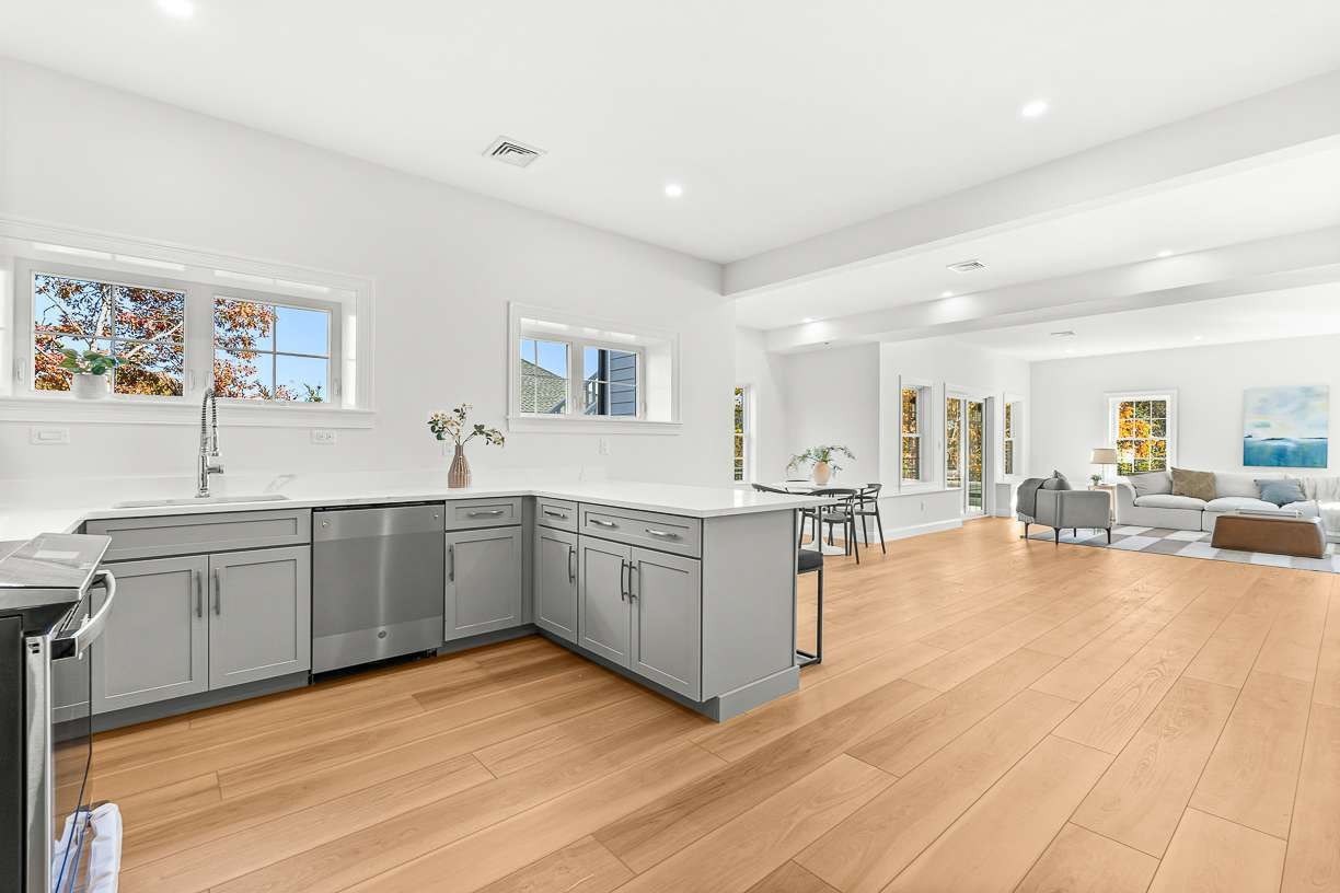 14 Liana Street, Woburn, MA 01801 - Image 22