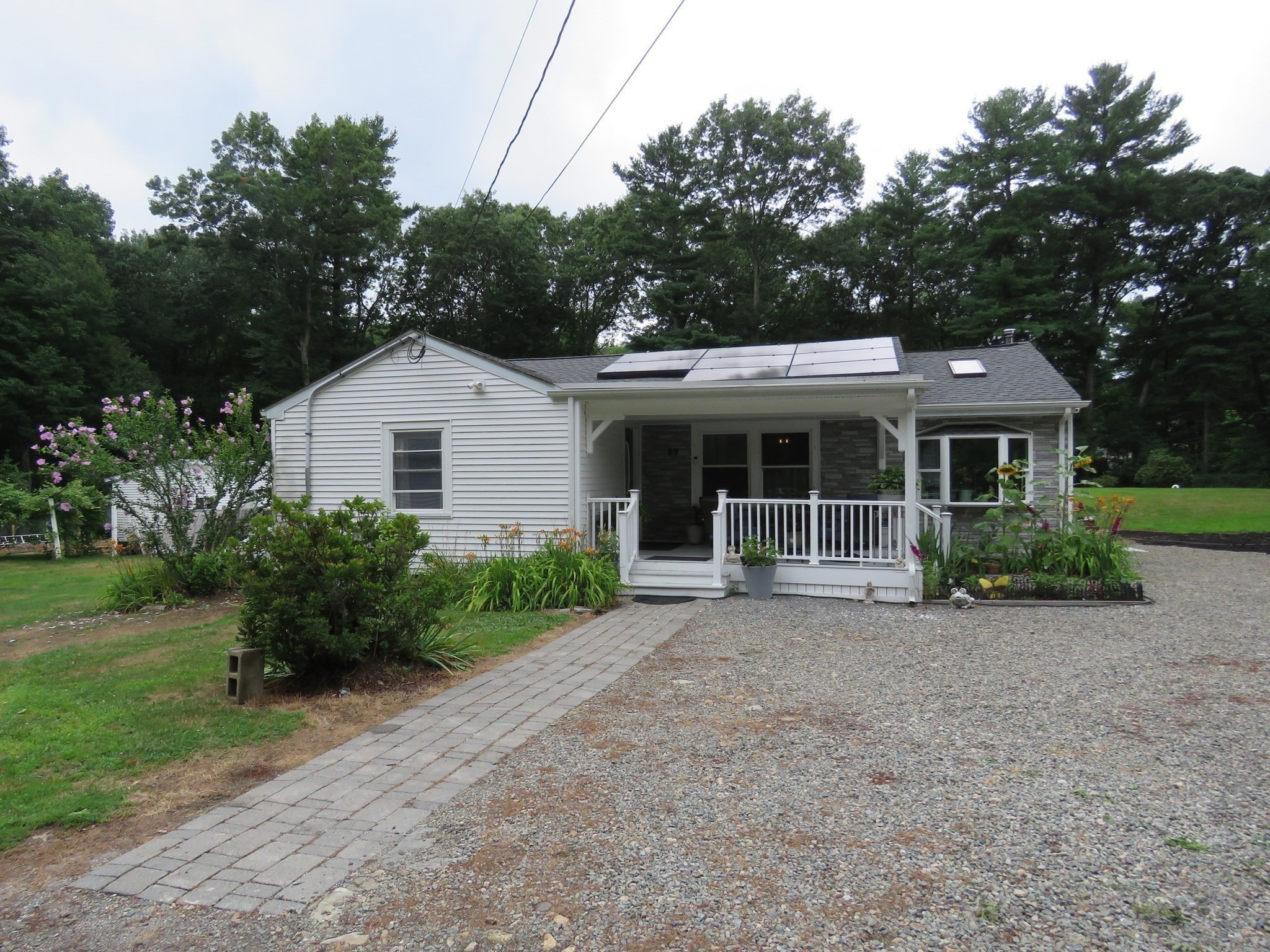 89 N High Street, Foxboro, MA 02035