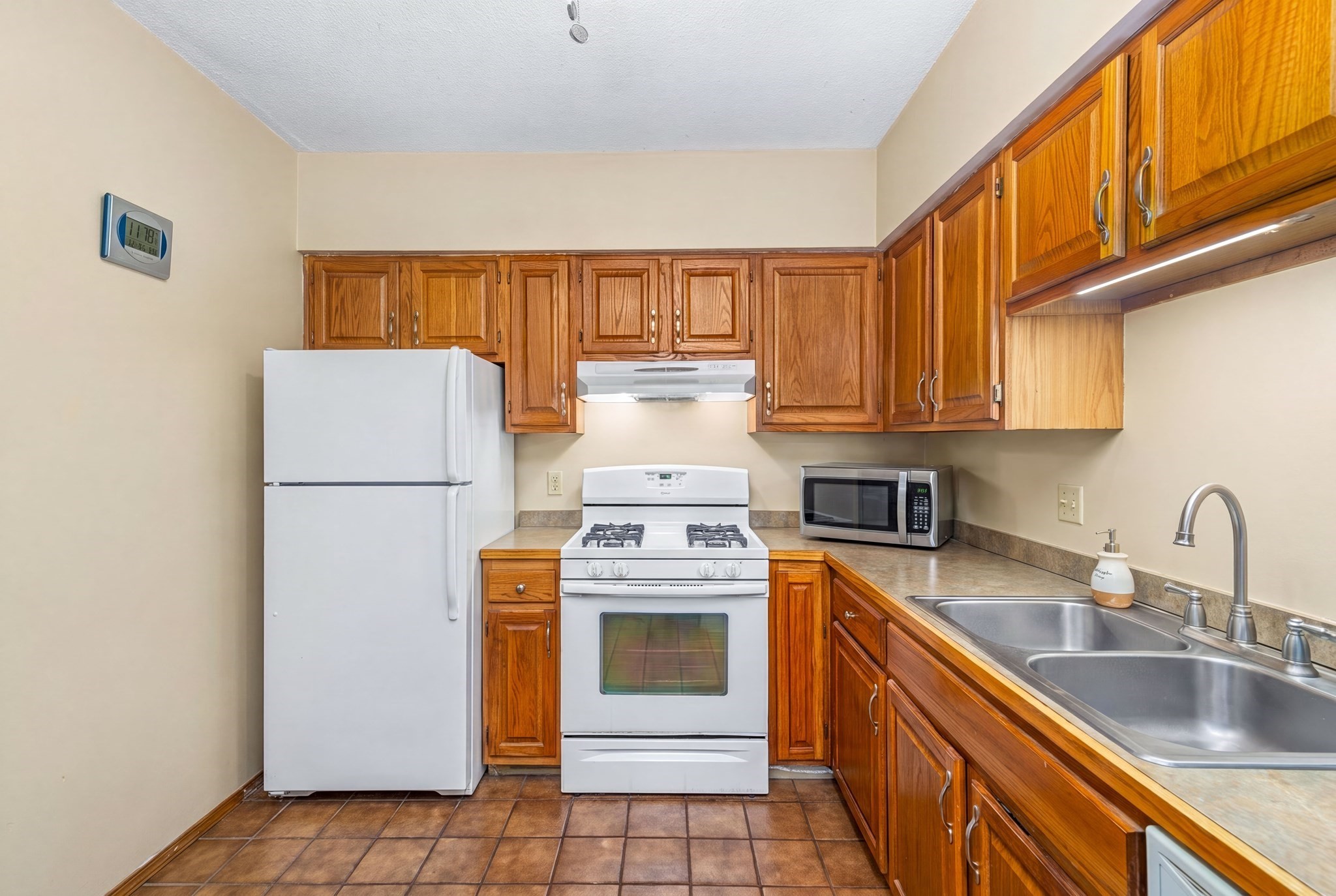 464 Bank Unit 9, Fall River, MA 02720 - Image 6
