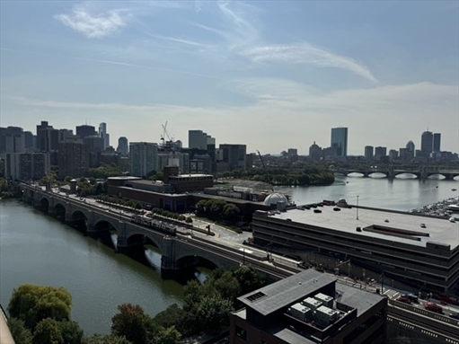 8 Museum Way, Apt 1808