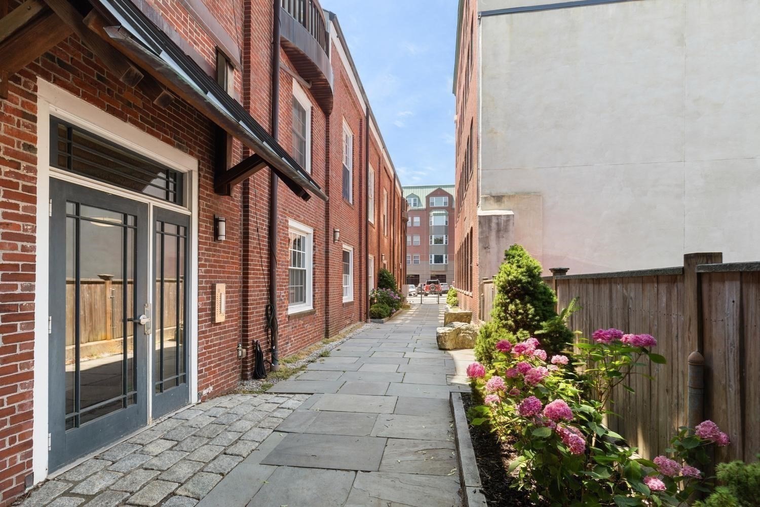 7 Crombie St Unit 10, Salem, MA 01970 - Image 24