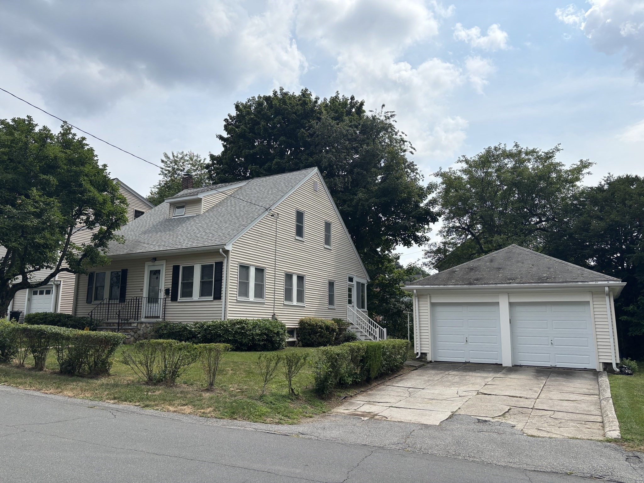 59 Fottler Ave, Lexington, MA 02420