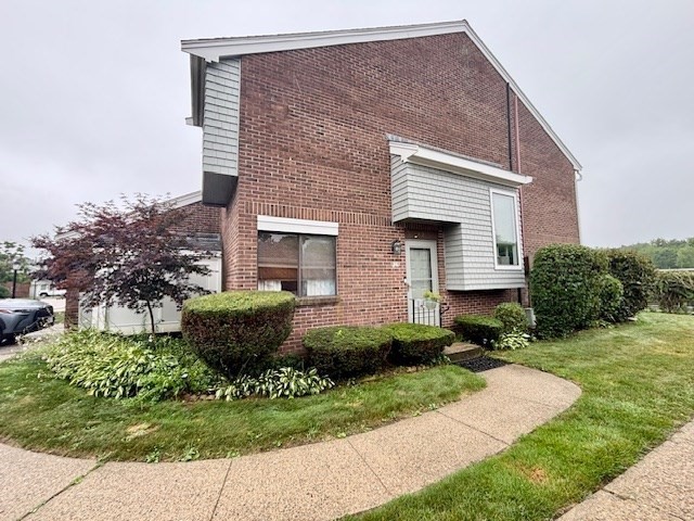 272 Greenbrook Drive Unit 272, Stoughton, MA 02072
