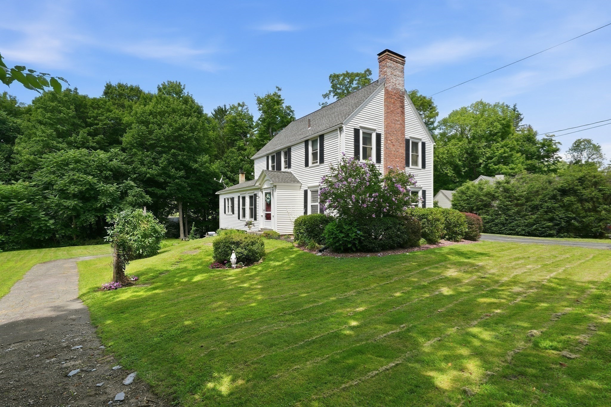 211 Main St, Wilbraham, MA 01095