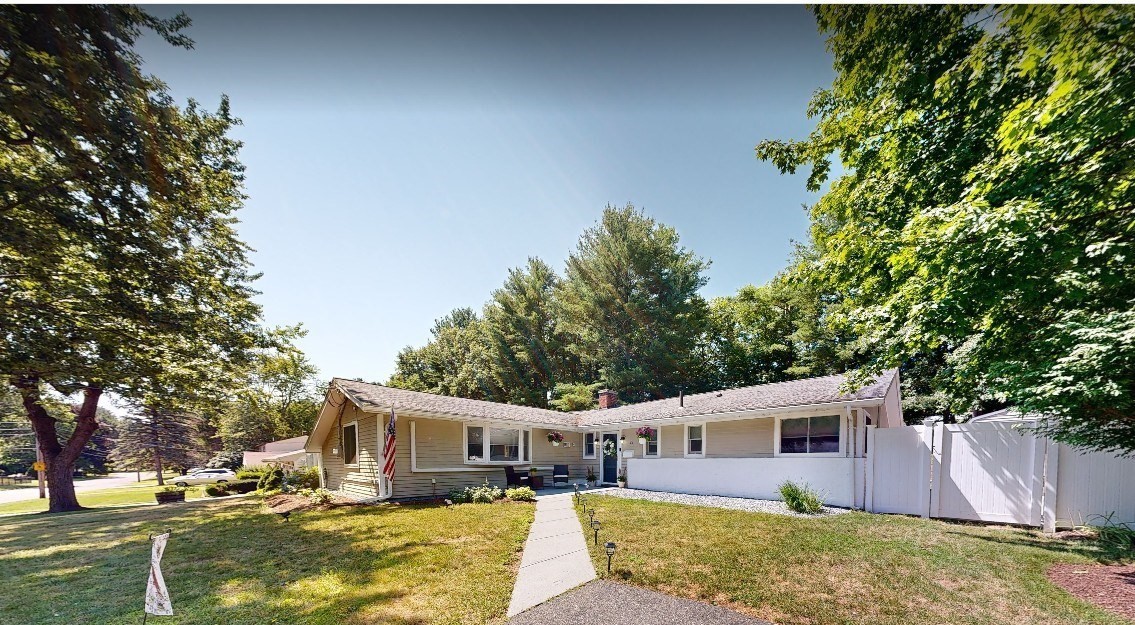 22 Corrine Dr, Framingham, MA 01701