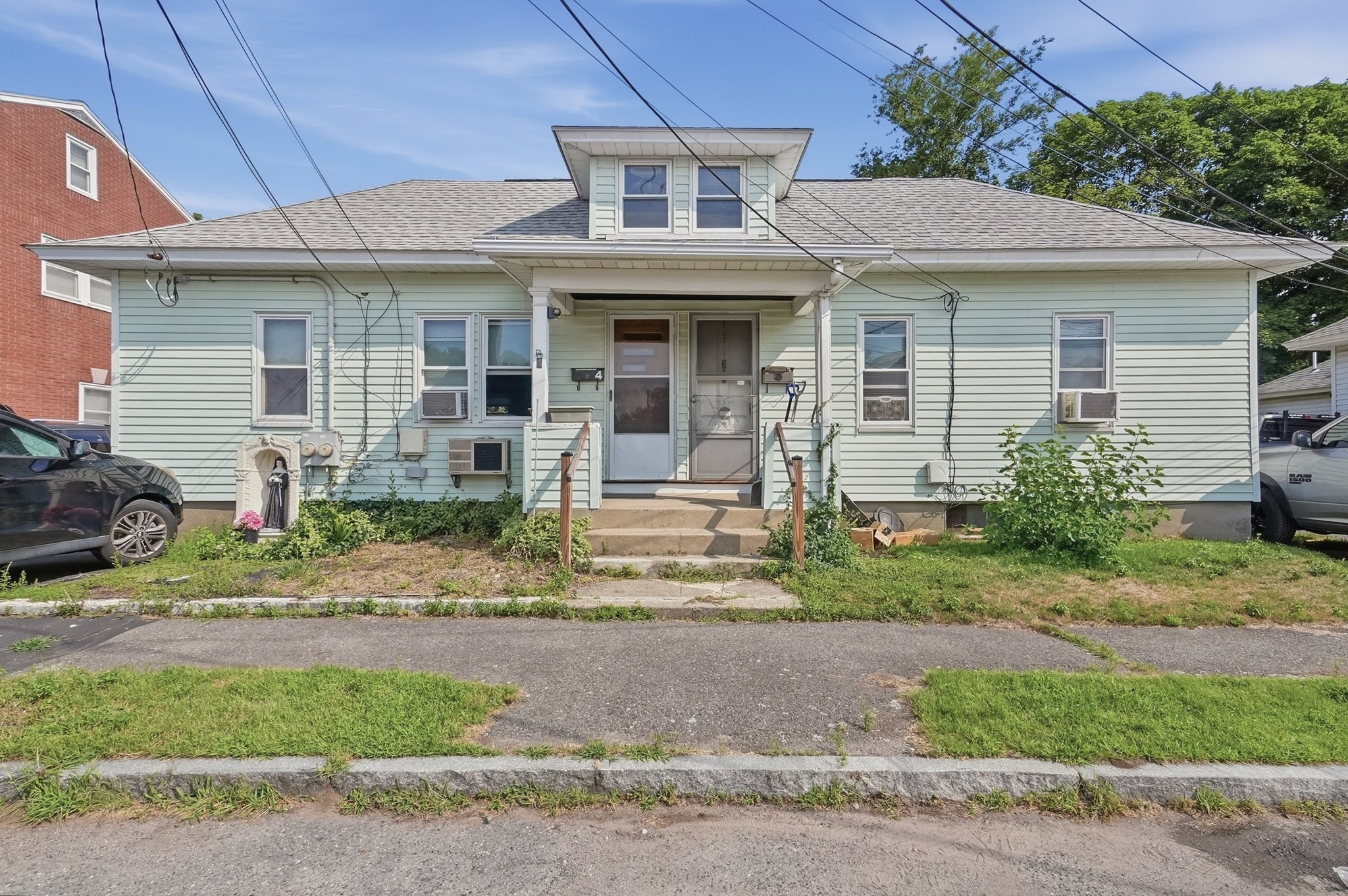3 Jackson Place, Waltham, MA 02453