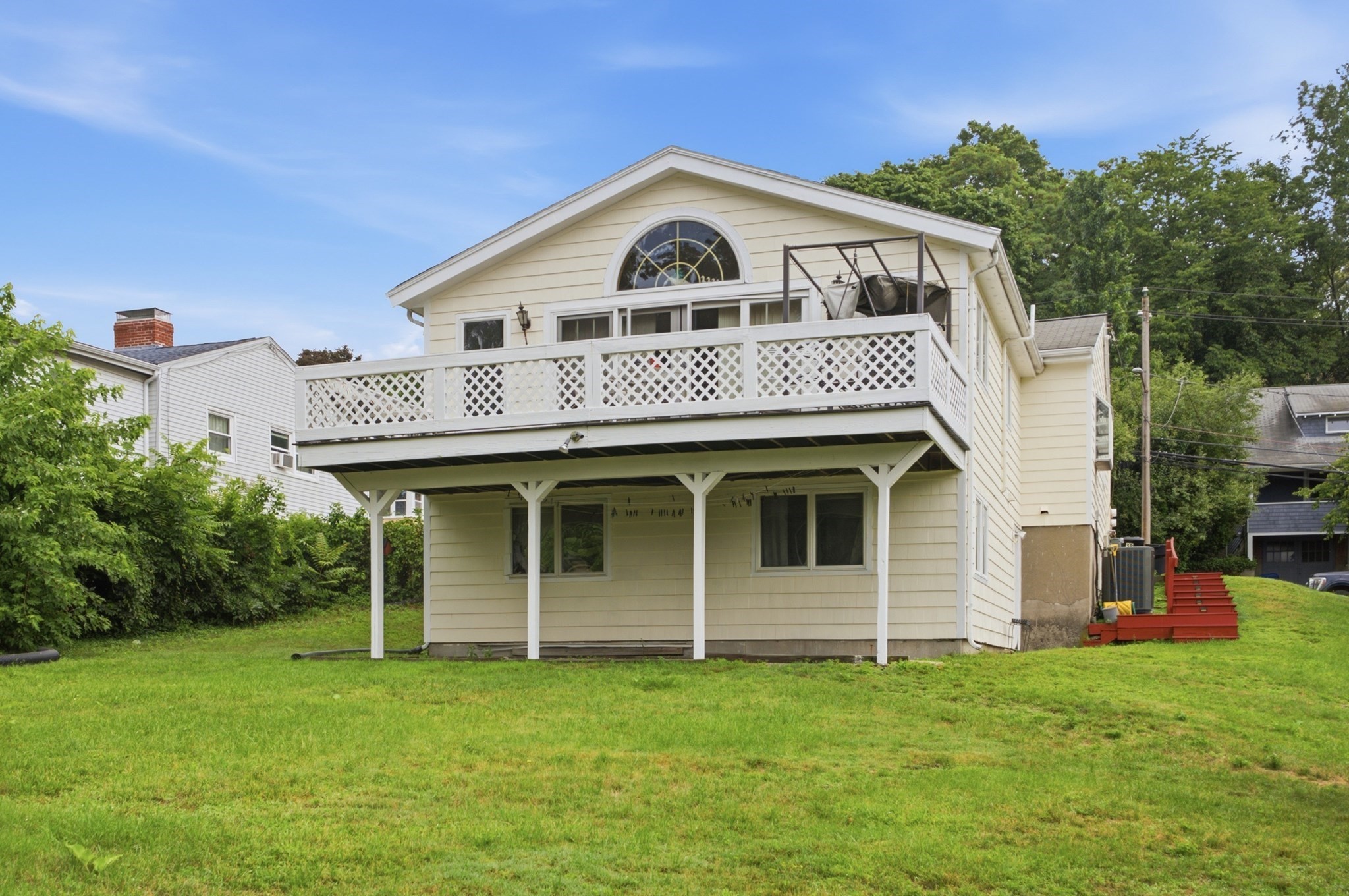 32 Brayton Rd, Brighton, Boston, MA 02135