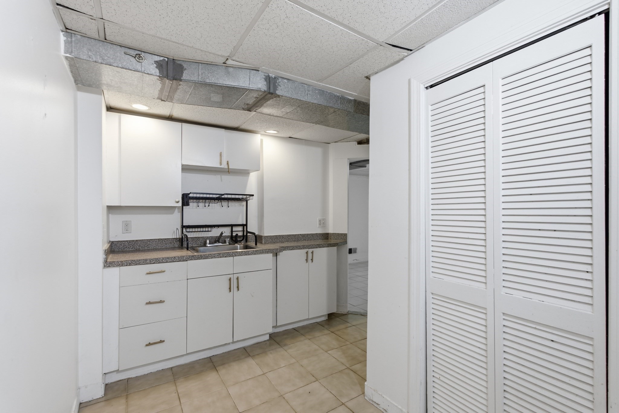 32 Brayton Rd, Brighton, Boston, MA 02135 - Image 25