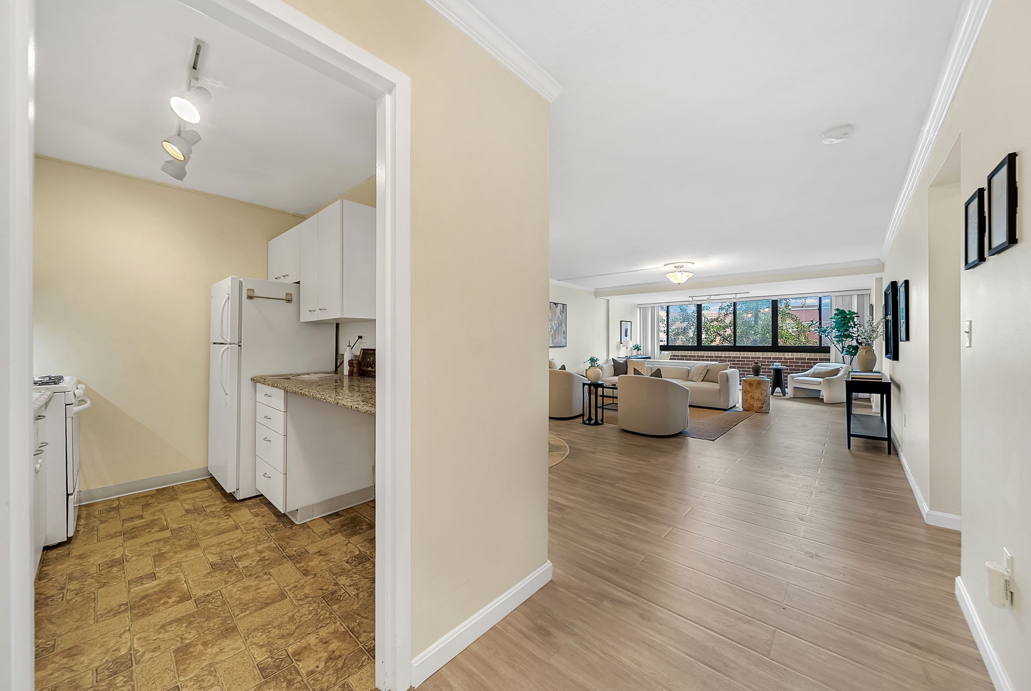 9 Hawthorne Pl Unit 7H, West End, Boston, MA 02114 - Image 16