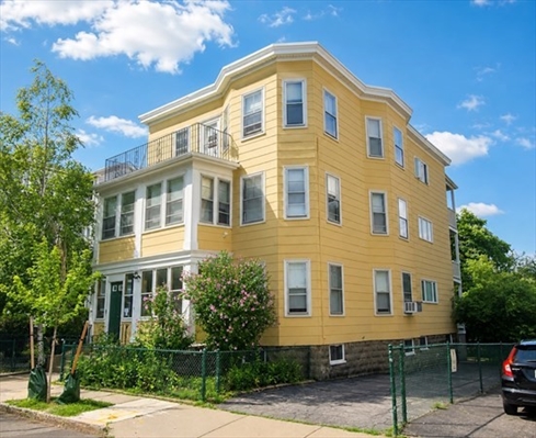 11 Ware Street, Apt 3