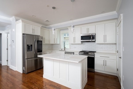 102 Neponset Ave, Apt 5