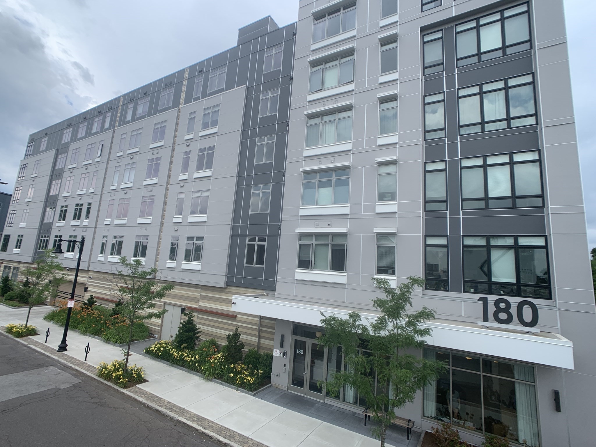 180 Telford St Unit 213, Lower Allston, Boston, MA 02135