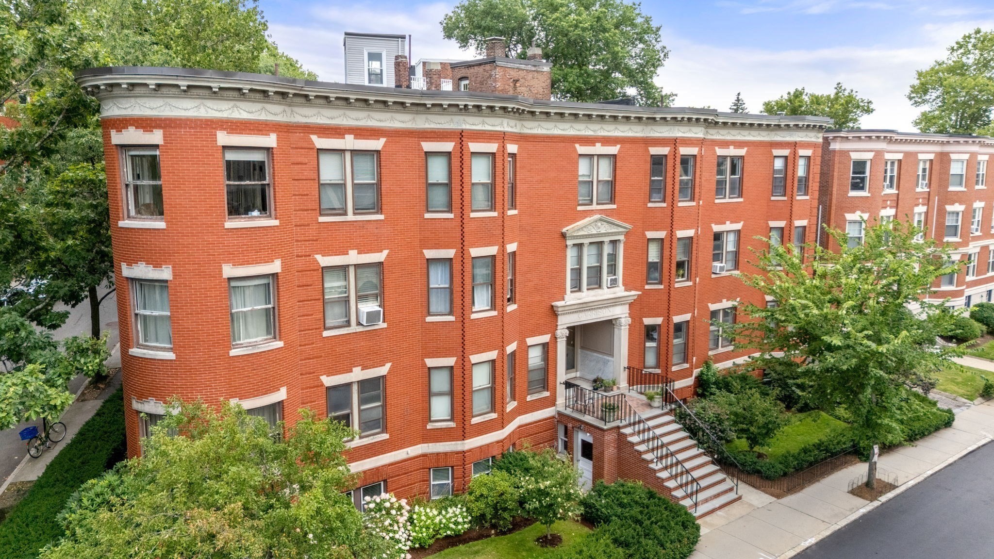 16 Garrison Road Unit 7A, Brookline, MA 02445