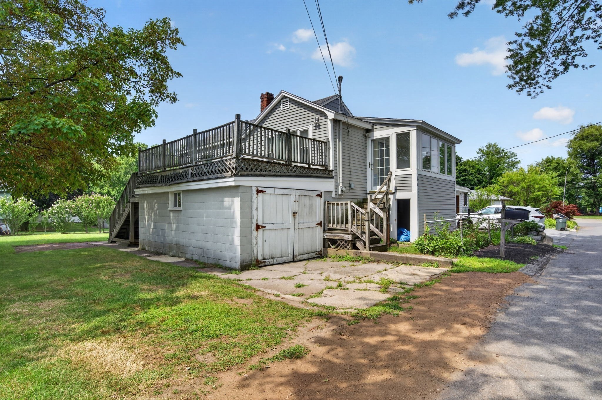128 Mablin Ave, North Andover, MA 01845
