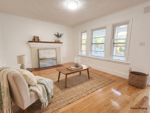 135 Safford St, Apt 1