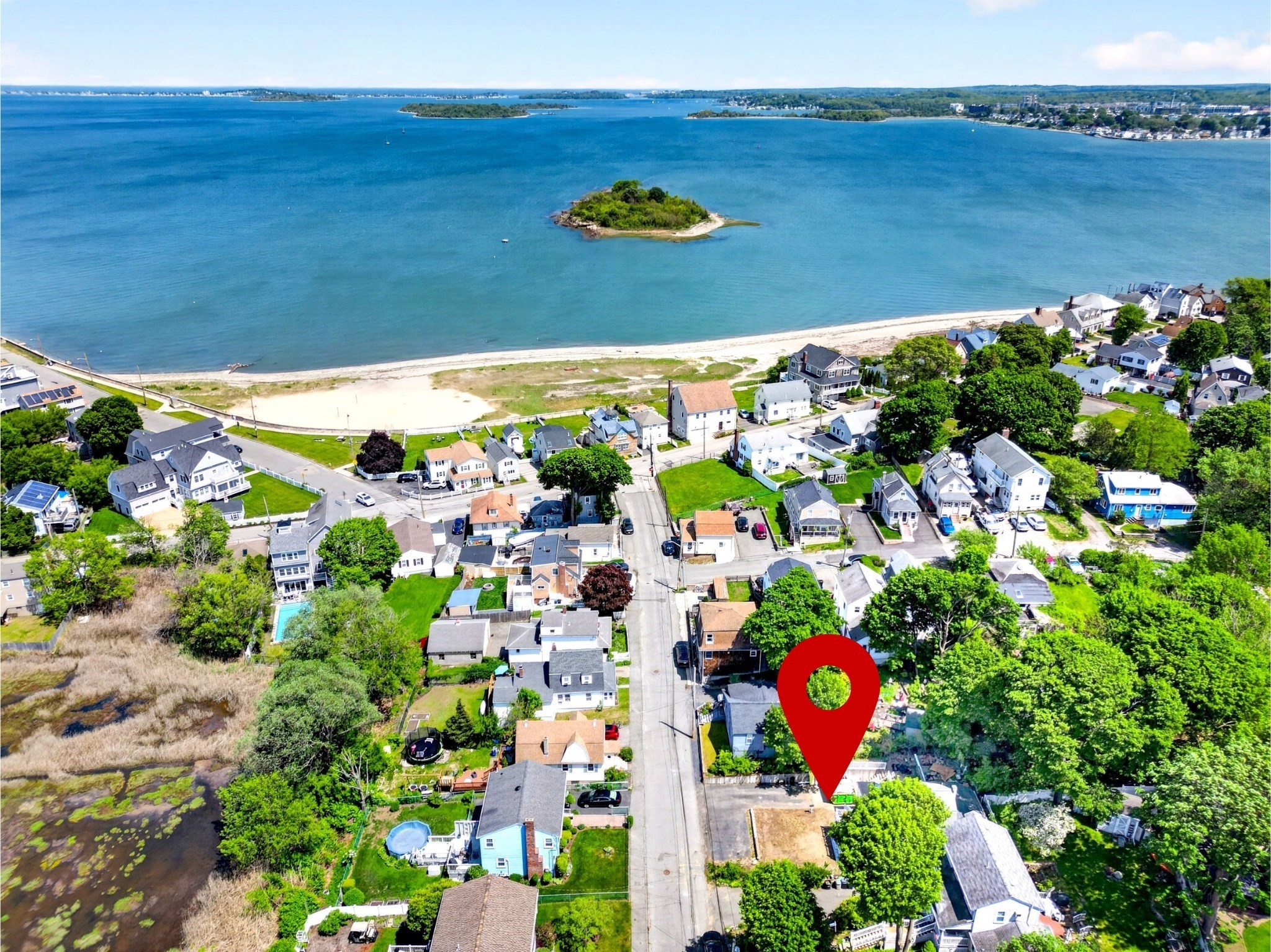 139 Spring St, Quincy, MA 02169