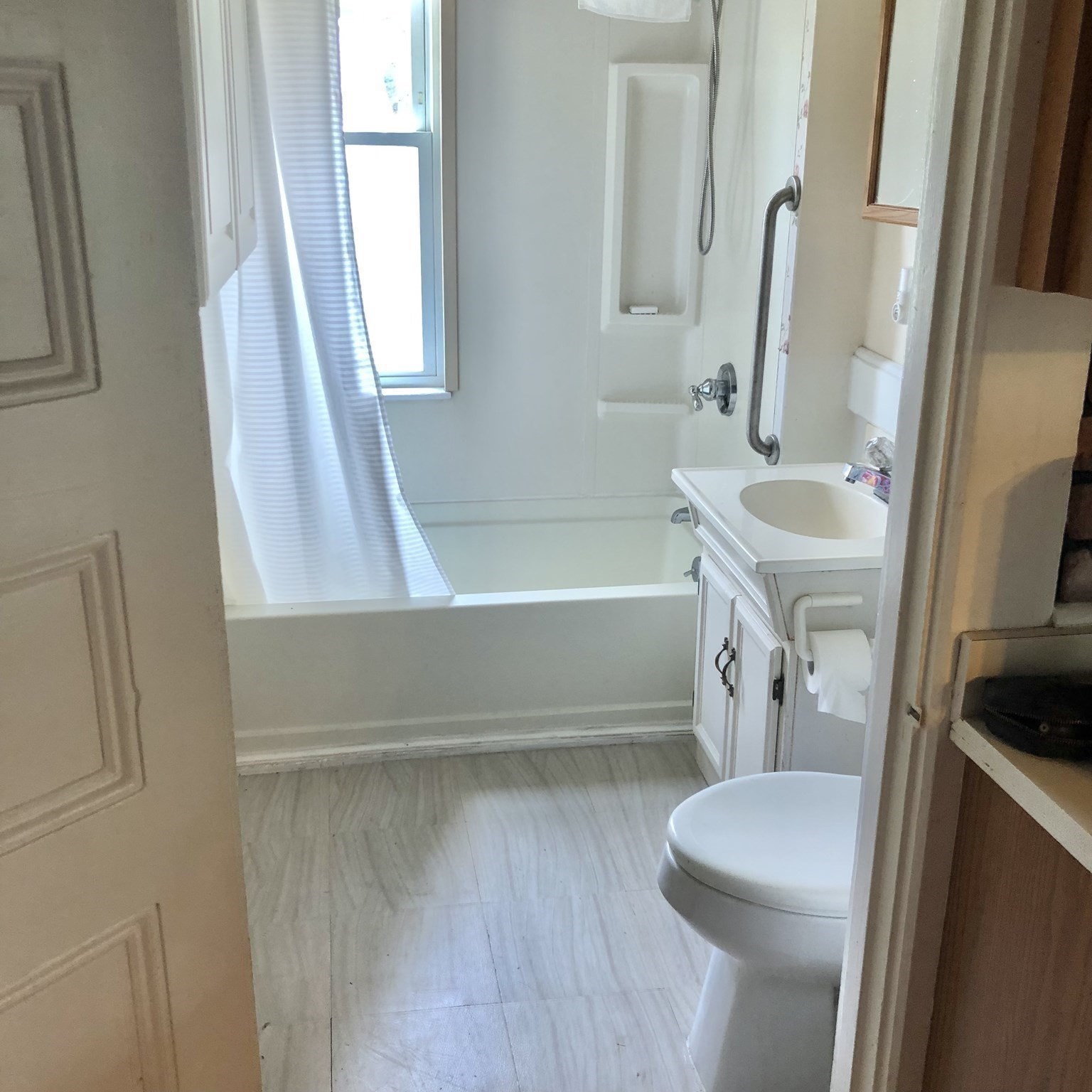 16 California Court, Clinton, MA 01510 - Image 32
